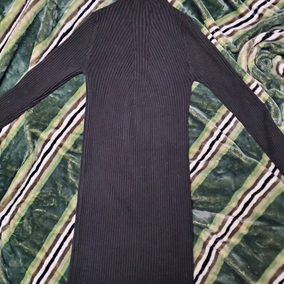 Long sweater - Picture 1 of 2